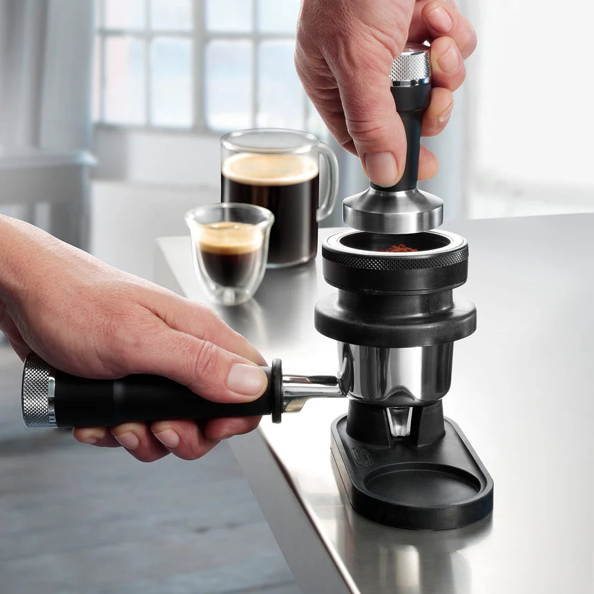 De'Longhi La Specialista Arte Compact Manual Bean to Cup - White